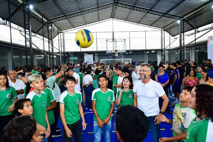 Governador Clécio entrega a 45ª unidade de ensino do Amapá: 'presente incrível para a educação de Oiapoque'