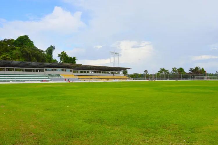 Governo do Amapá realiza últimos ajustes para entrega do Estádio Augusto Antunes, em Santana