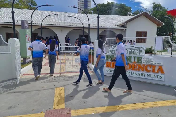 Parque Residência: Excursões pedagógicas promovidas pelo Governo do Estado despertam interesse de estudantes pela história do Amapá