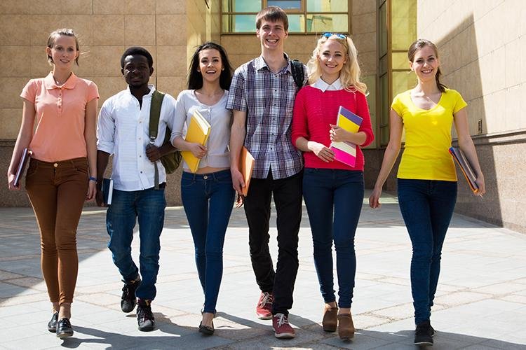 Saiba como cursar mestrado na Espanha com bolsas de estudo