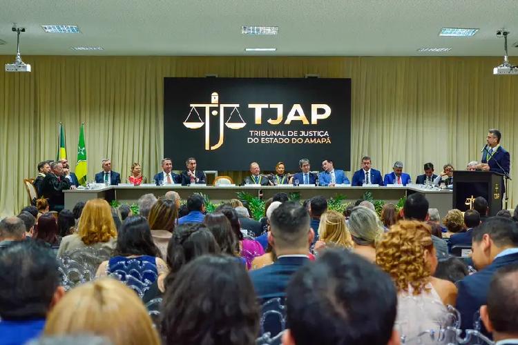 Governador Clécio Luís participa da posse dos novos dirigentes do Tribunal de Justiça do Amapá: 