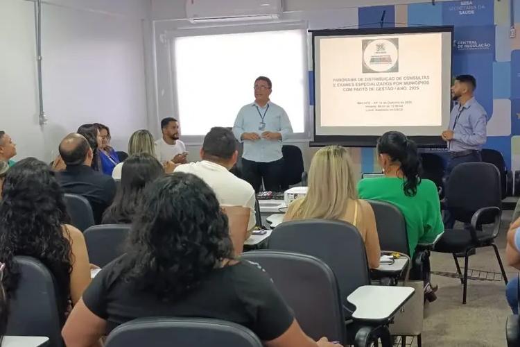 Governo do Amapá e municípios alinham nova proposta de distribuição de consultas e exames