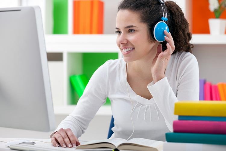 Conheça 5 podcasts para turbinar nos estudos para o Enem e vestibulares