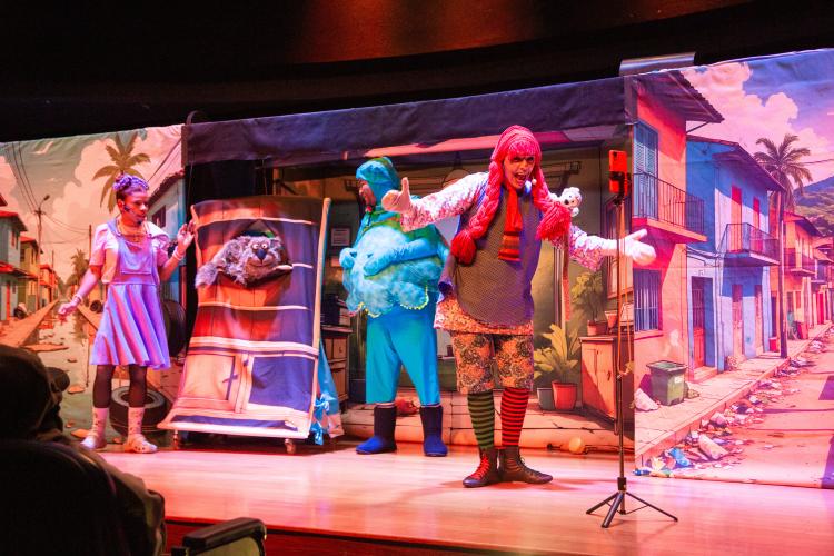 Guardiões do Bairro chega ao Amapá com teatro infantil sobre consciência ambiental e combate à dengue