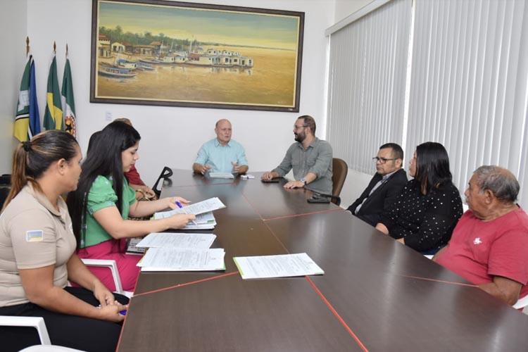 Prefeitura de Santana faz entrega de novos títulos definitivos