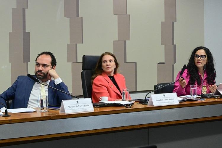 Debatedores alertam para diferentes formas de violência contra meninas