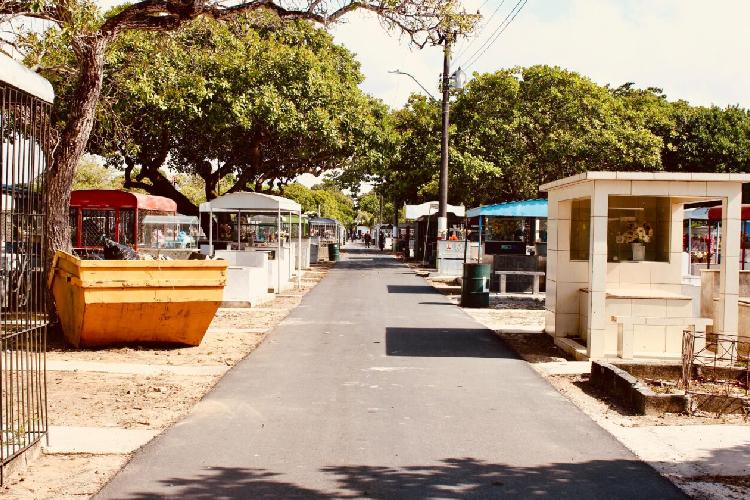 Prefeitura de Macapá reforça prazos para melhorias e limpeza nos cemitérios para o Dia de Finados
