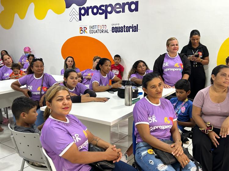 Mulheres no Comando: Primeiro curso de Máquinas Pesadas chega a Casa Prospera em Macapá