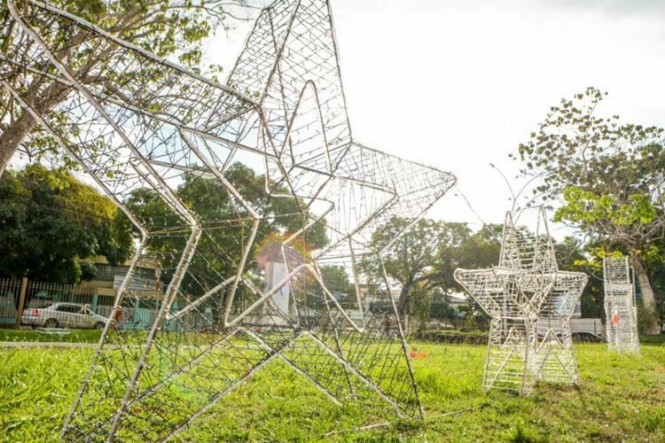 Macapá recebe decoração e luzes natalinas