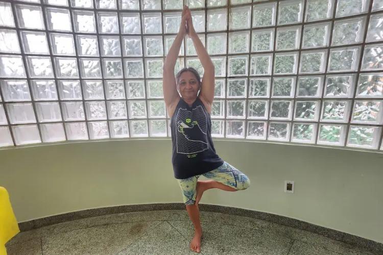 ‘O yoga me sustenta’, diz paciente do Cerpis que reencontrou qualidade de vida no Amapá