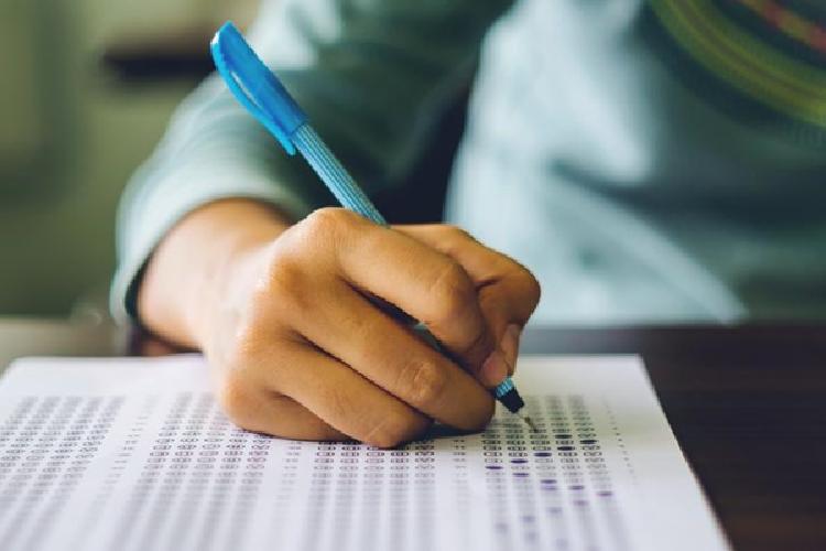 Recebeu a nota do ENEM e não sabe o que fazer? Confira 3 opções!