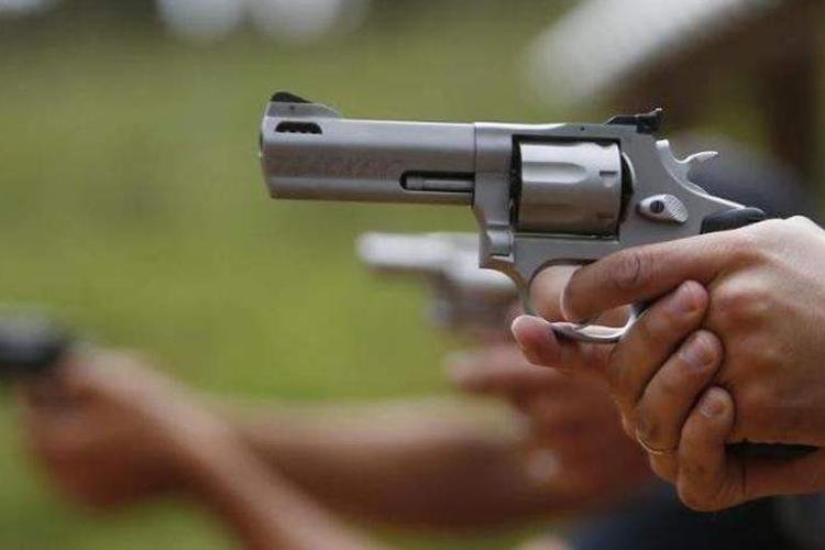 Grupo armado troca tiros com o Bope no AP e um suspeito morre baleado