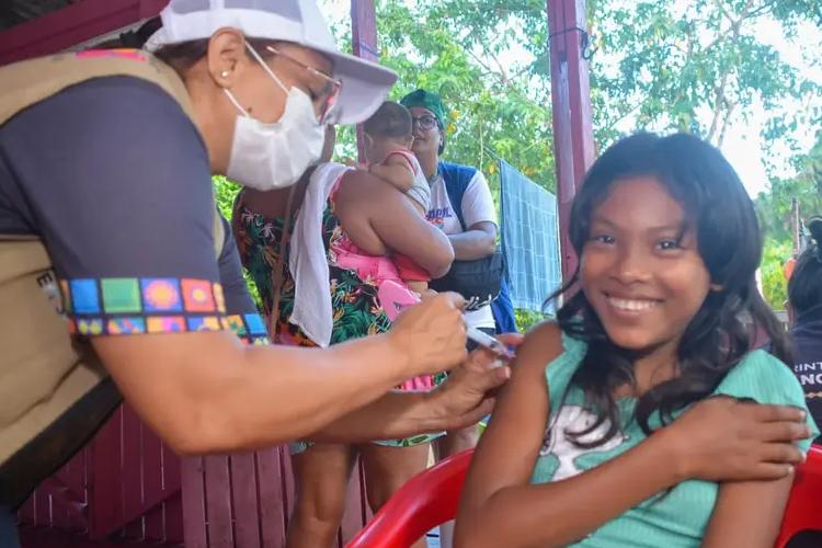 Super Fácil das Águas: Governo do Estado leva atendimento humanizado para ribeirinhos da comunidade de Ipixuna Grande