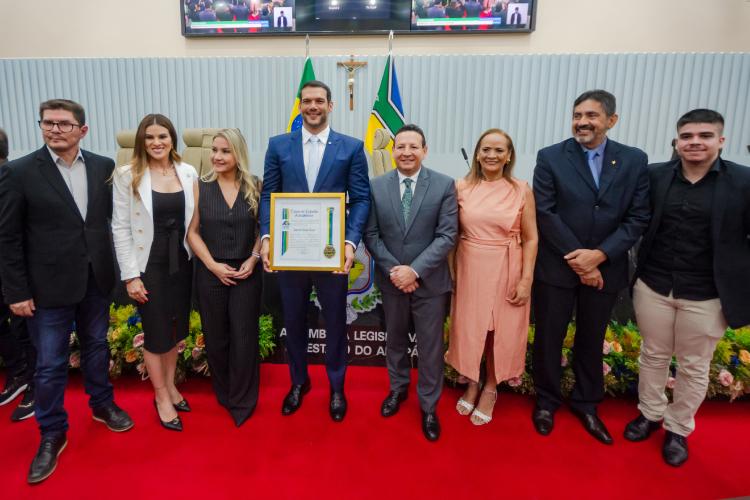 Presidente da CBF recebe Título de Cidadão Amapaense na Assembleia Legislativa