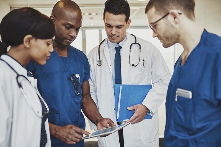 Enare inicia inscrições para residências médicas