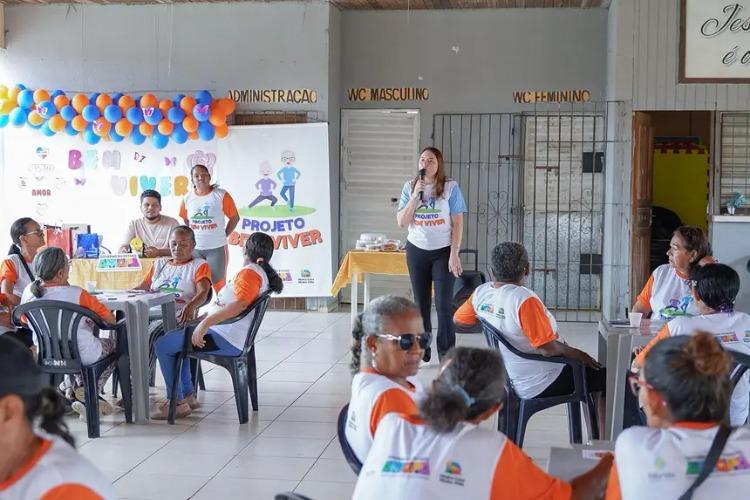 Governo do Amapá promove manhã de lazer e integração para idosos do Projeto Bem-Viver no Residencial Macapaba