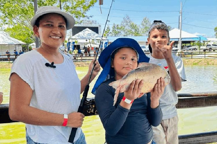 Troque e Pesque: público da 53ª Expofeira do Amapá pode trocar alimentos não perecíveis para participar de pescaria
