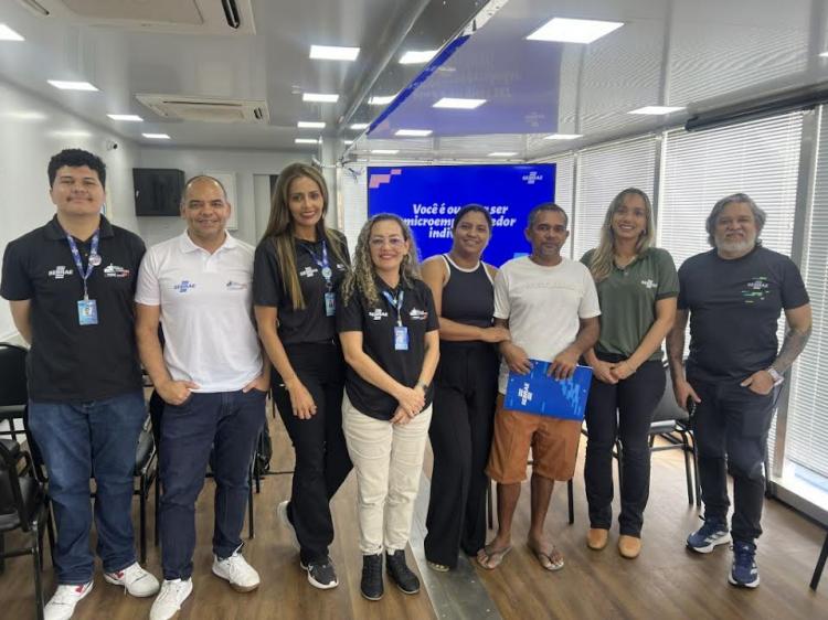 Carreta Empreendedora leva capacitações e orientação empresarial para empreendedores de Calçoene