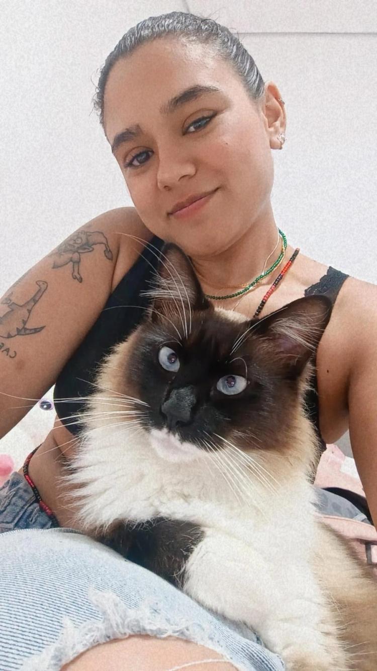 Amor que enfrenta o medo: esporotricose avança e desafia donos de gatos, mas nova tecnologia encurta tratamento e reduz custos
