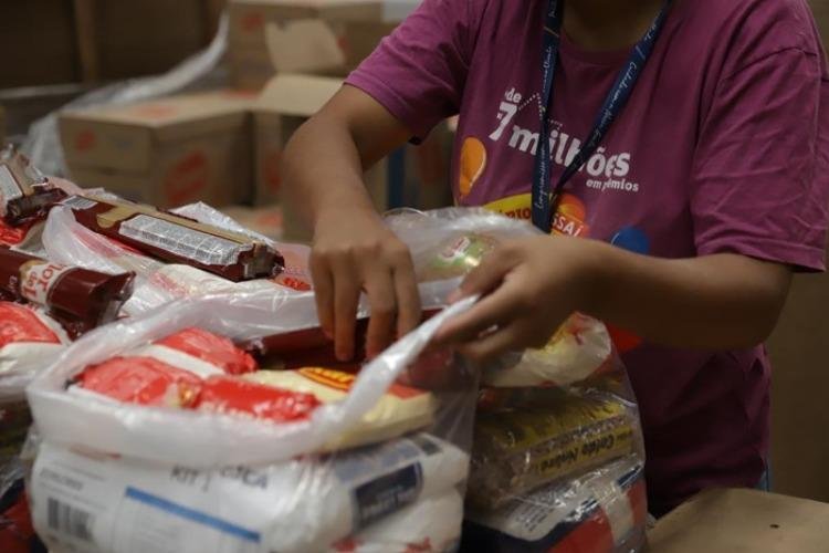 Destino certo, do Assaí, redireciona 8 toneladas de alimentos para doação e viabiliza quase 15,4 mil refeições no Pará