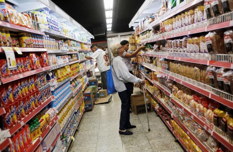 71% dos brasileiros mudaram seus hábitos de compra em um ano 