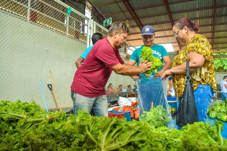 Primeira feira do PAA em Macapá movimenta mais de R$ 54 mil na agricultura familiar