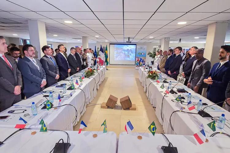 Com clima celebrativo, 14ª Reunião da Comissão Mista Transfronteiriça consolida avanços e reforça integração entre Amapá e Guiana Francesa