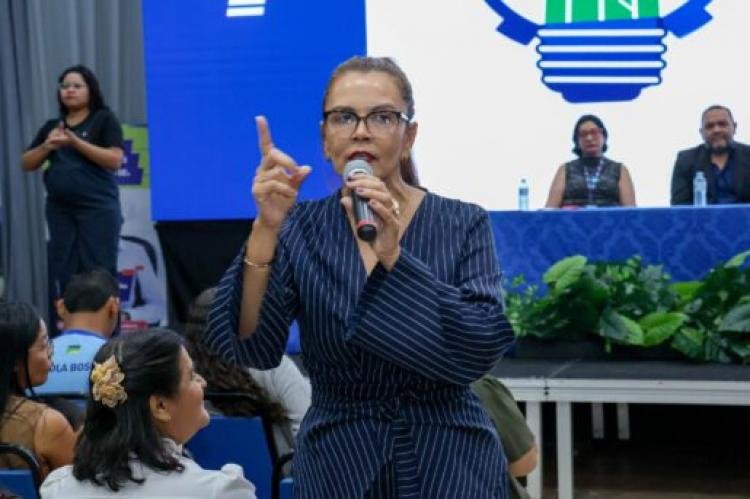 Governo do Amapá entrega medalhas e R$ 100 mil a destaques da 14ª Feira de Ciências e Engenharia