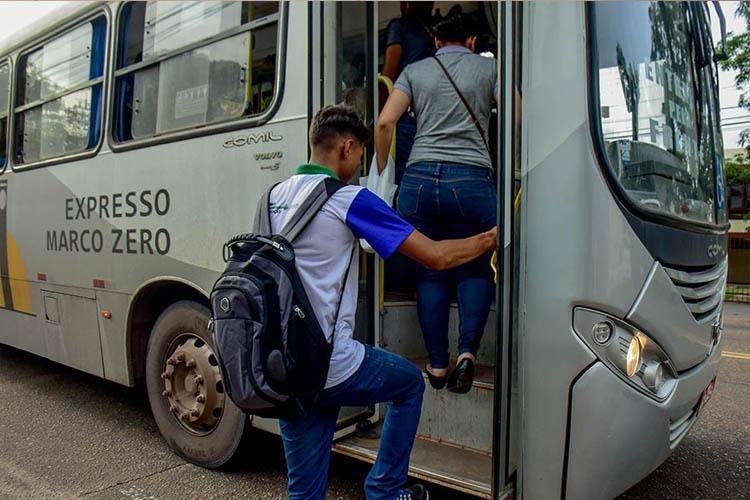 Passe Livre Estudantil será retomado, mas poucos beneficiários fizeram o recadastramento da meia-passagem